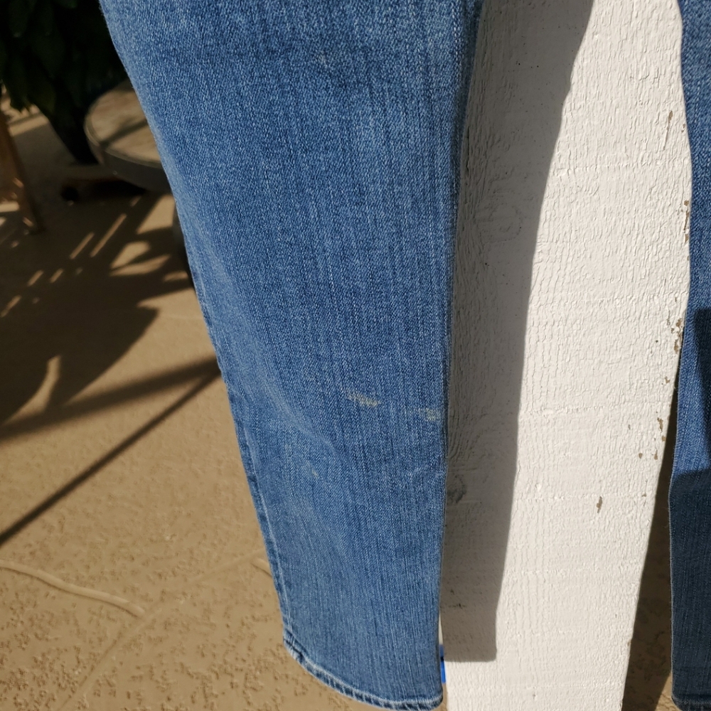 Lucky Brand Bella Skinny Highrise Jeans - Picture 4 of 12